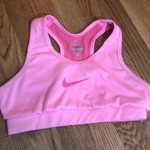 NIKE sports bra